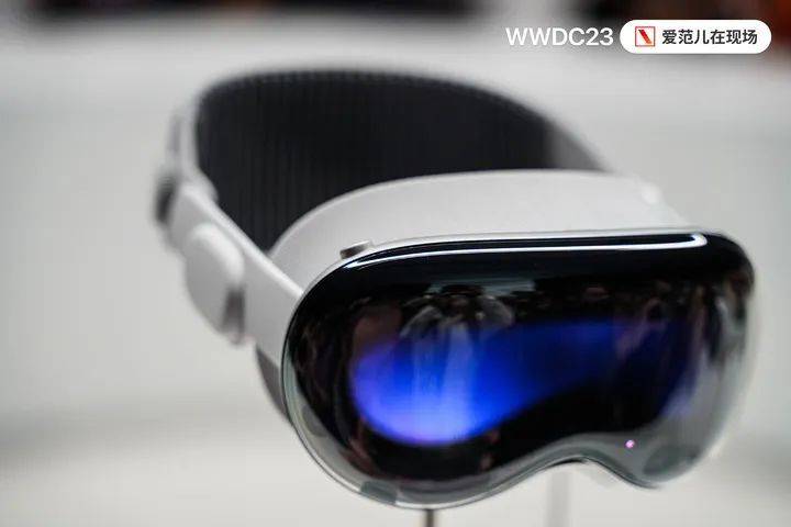 苹果Vision Pro和chatGPT-4，开启“智力盈余”新时代